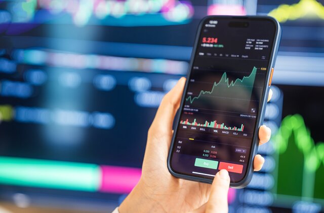 Key Factors Indian Traders Should Consider When Choosing a CFD Broker